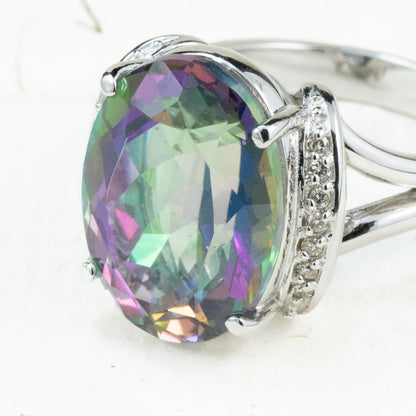 ヴィンテージジュエリー シルバーカラー ホワイトゴールド  K18WG ミスティックトパーズ 11.695ct  ダイヤモンド 0.10ct  OKR00248