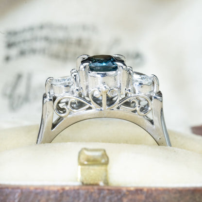 Pt900 天然サファイア 2.47ct × ダイヤモンド  昭和レトロ リング｜3ストーン 透かし細工  ゴージャス ヴィンテージジュエリー 9.5号｜DaisyRing OKR00228