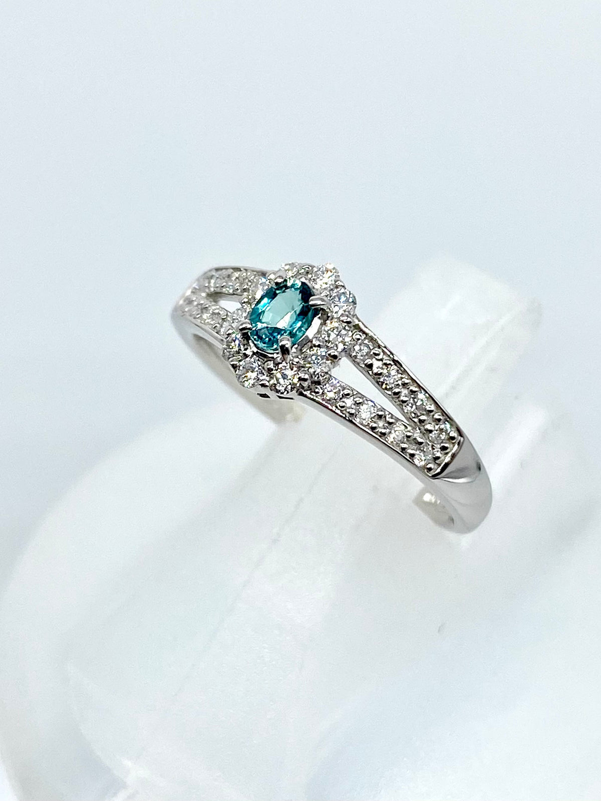 グランディディエライト 0.117ct / ダイヤモンド 計0.22ct Pt900 リング【リフレッシュメント(新品仕上げ・補修・洗浄等済)】【3日以内返品可（※カード/キャリア決済の場合）】【動画リンク　Twitter/X】あり