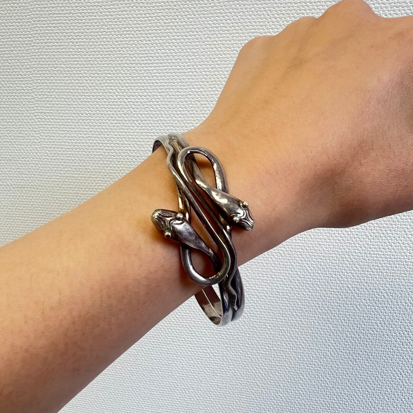 イギリス アンティーク  スネイク 蛇 ヘビ snake バングル 1900年前半〜中頃 シルバー925 DBT00014