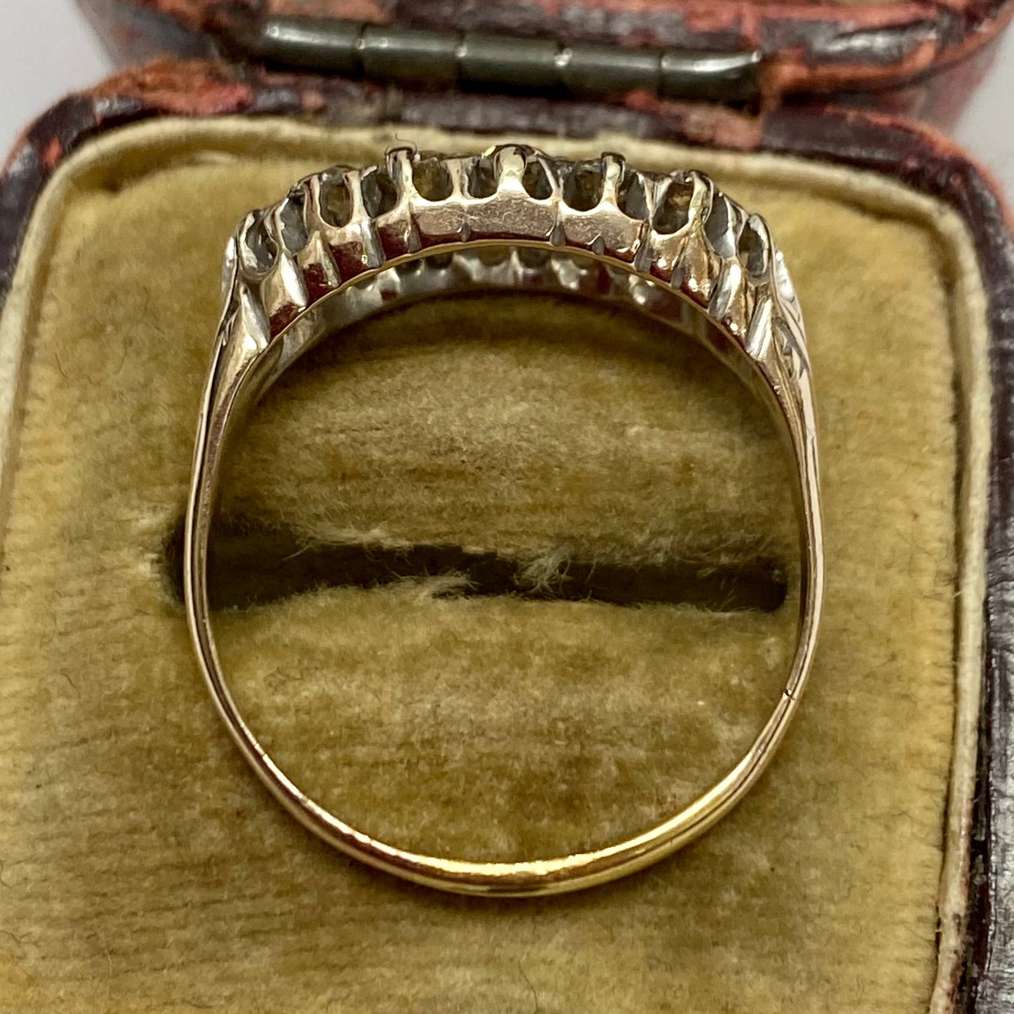 アンティークジュエリー イギリス アンティークリング 貴重な2列のオールドヨーロピアンカットダイヤモンド 9ct（X線）DR00432