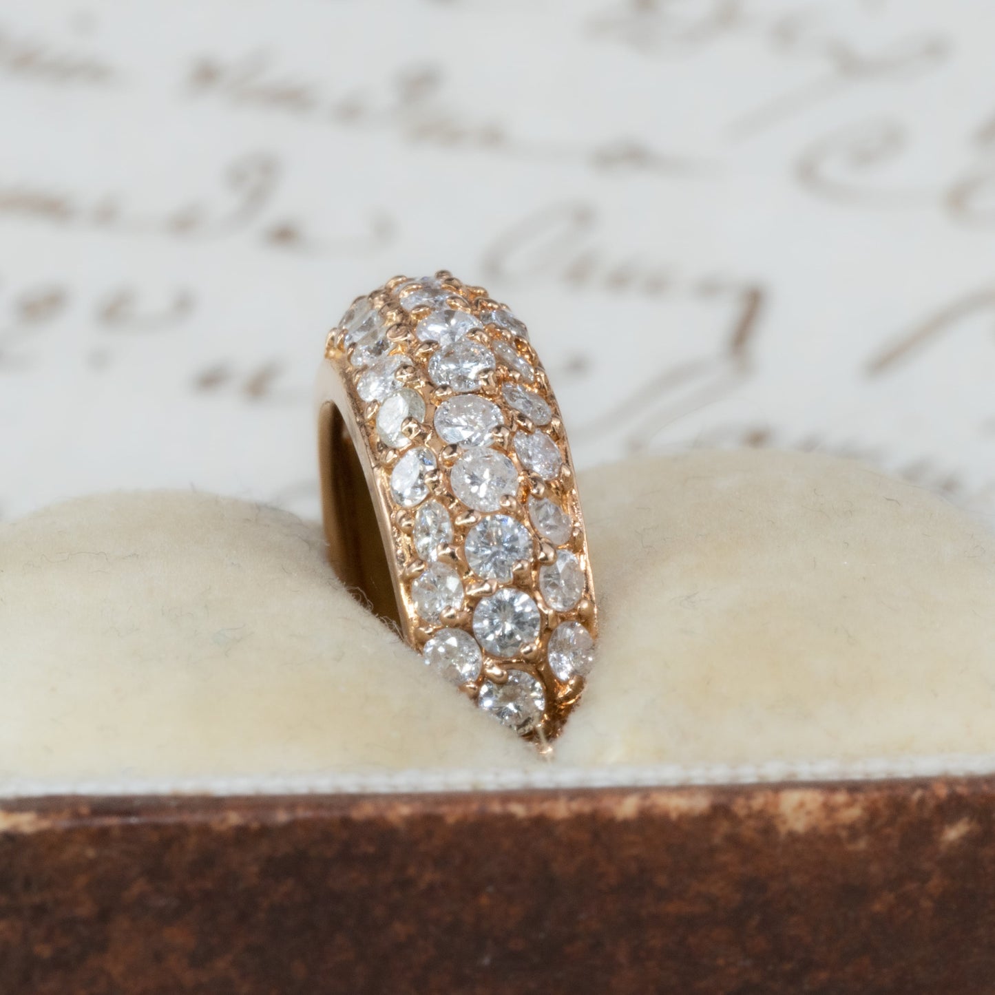 【日本の作品】 K18 1.00ct パヴェセッティング ダイヤモンド リング 指輪  華やかデザイン  MOR00542