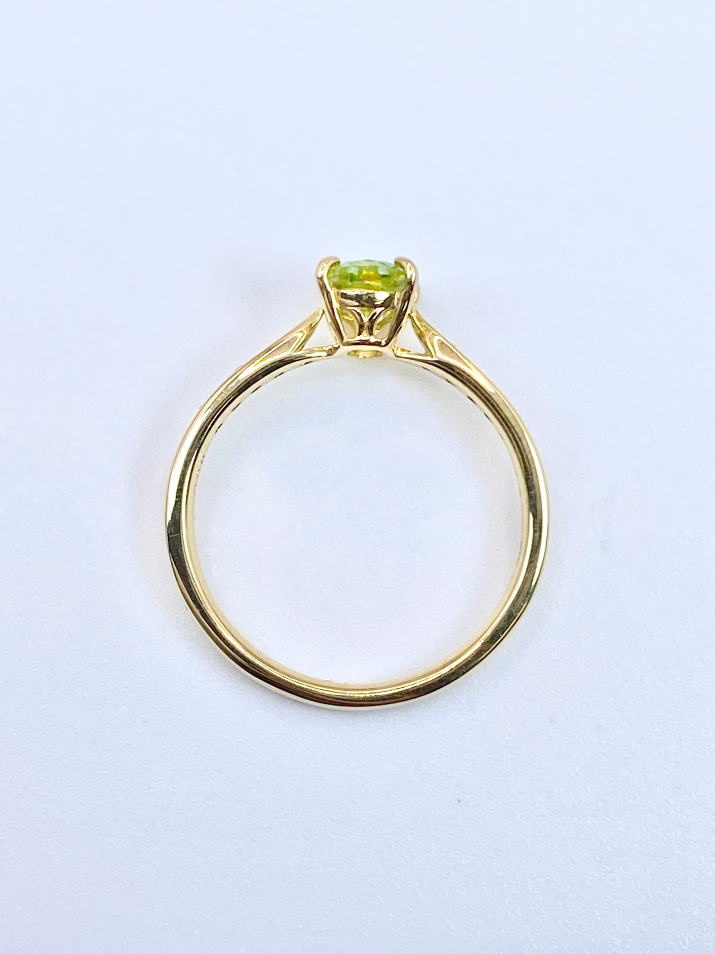 ペリドット 0.74ct / ダイヤモンド 計0.08ct K18 リング 11号【リフレッシュメント(新品仕上げ・補修・洗浄等済)】【3日以内返品可（※カード/キャリア決済の場合）】