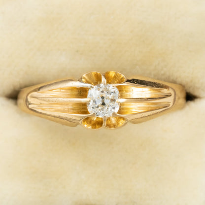 イギリスアンティーク ジュエリー K18 オールドマインカットダイヤモンド 約0.5ct ベルチャーセッティング 1905年製 バーミンガム 彫り装飾 ゴールド リング DR00776  Daisy Ring