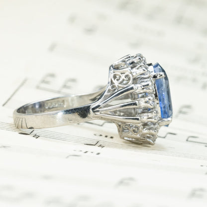 Pt900 昭和ザマスリング 非加熱ブルーサファイヤ 3.903ct ダイヤモンド0.35   〜遥か遠き氷の国のご令嬢リング〜OKR00249