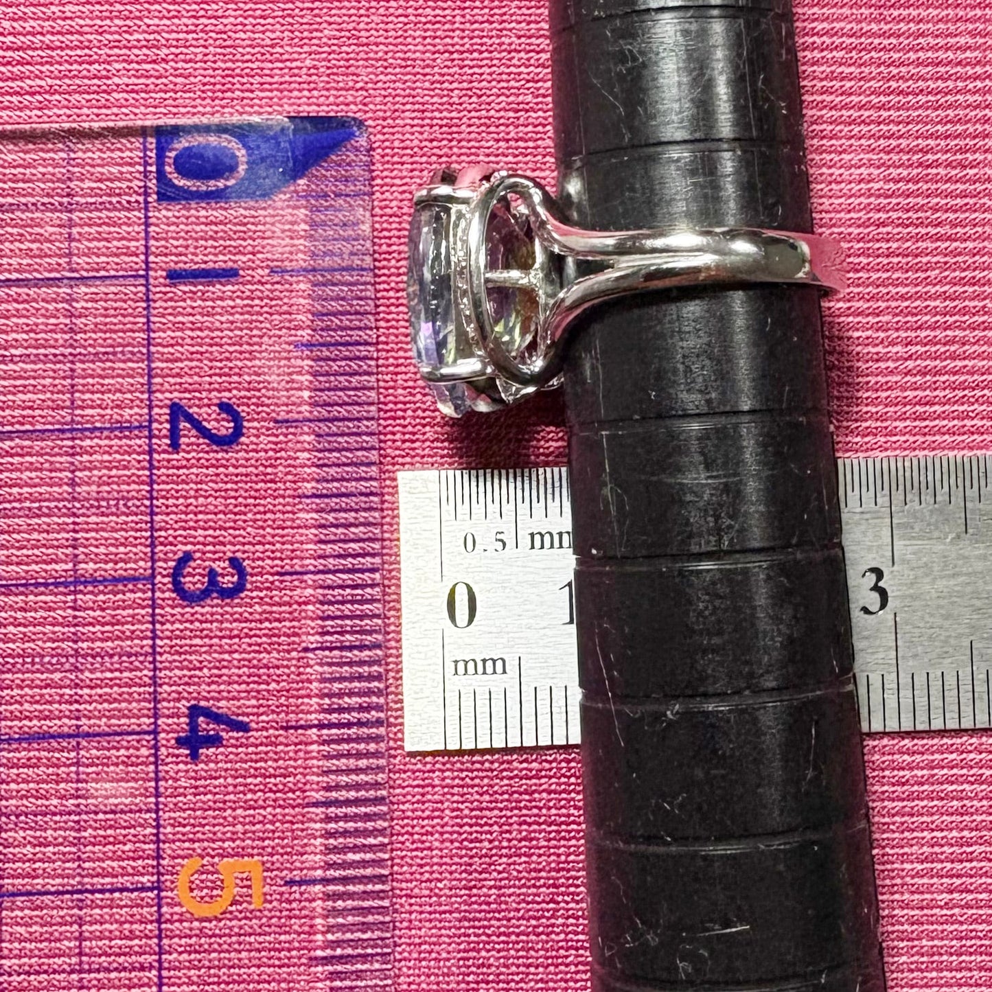 ヴィンテージジュエリー シルバーカラー ホワイトゴールド  K18WG ミスティックトパーズ 11.695ct  ダイヤモンド 0.10ct  OKR00248