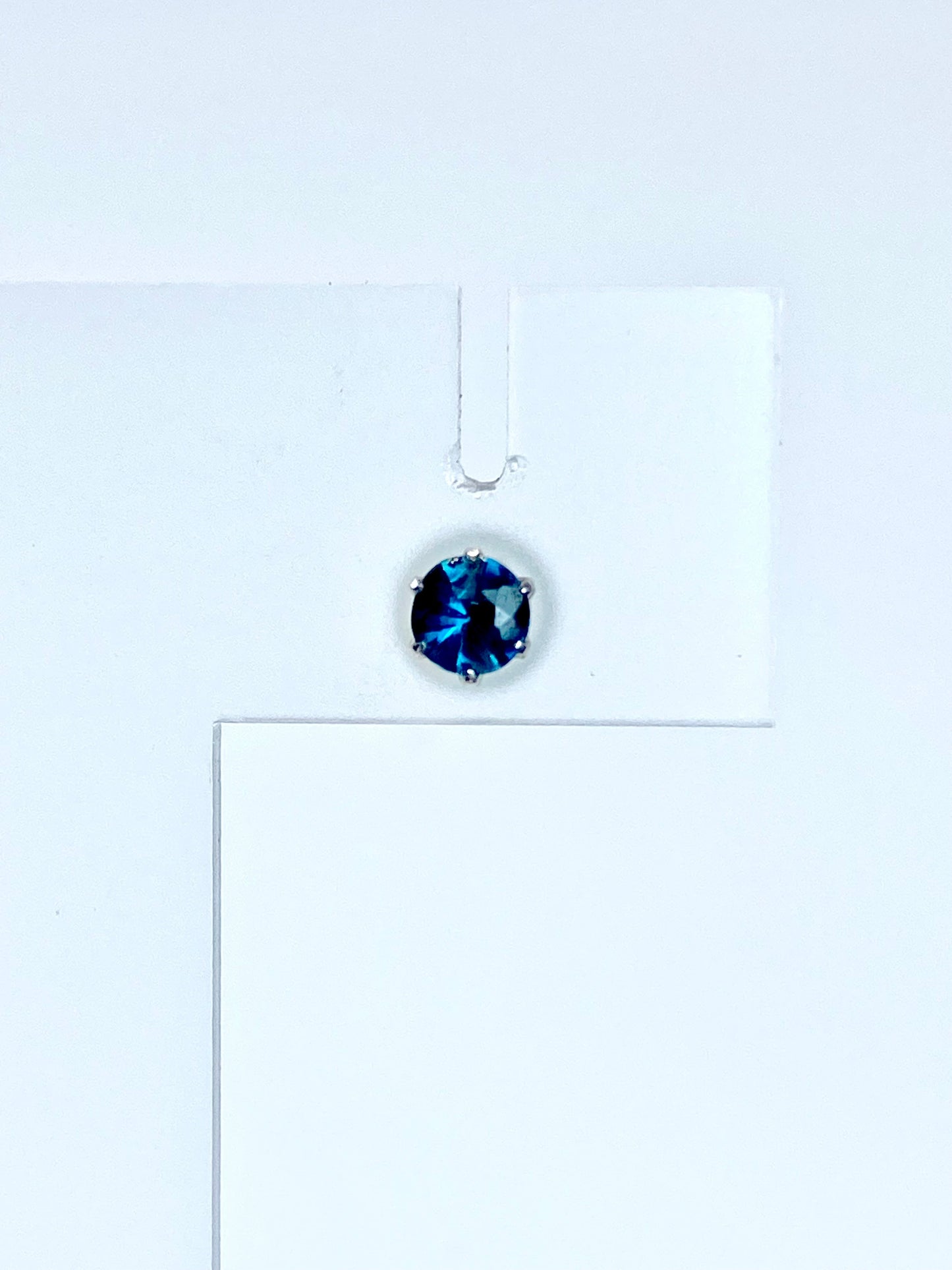 【新品】インディコライト 0.30/0.21ct Pt900 ピアス【新品】