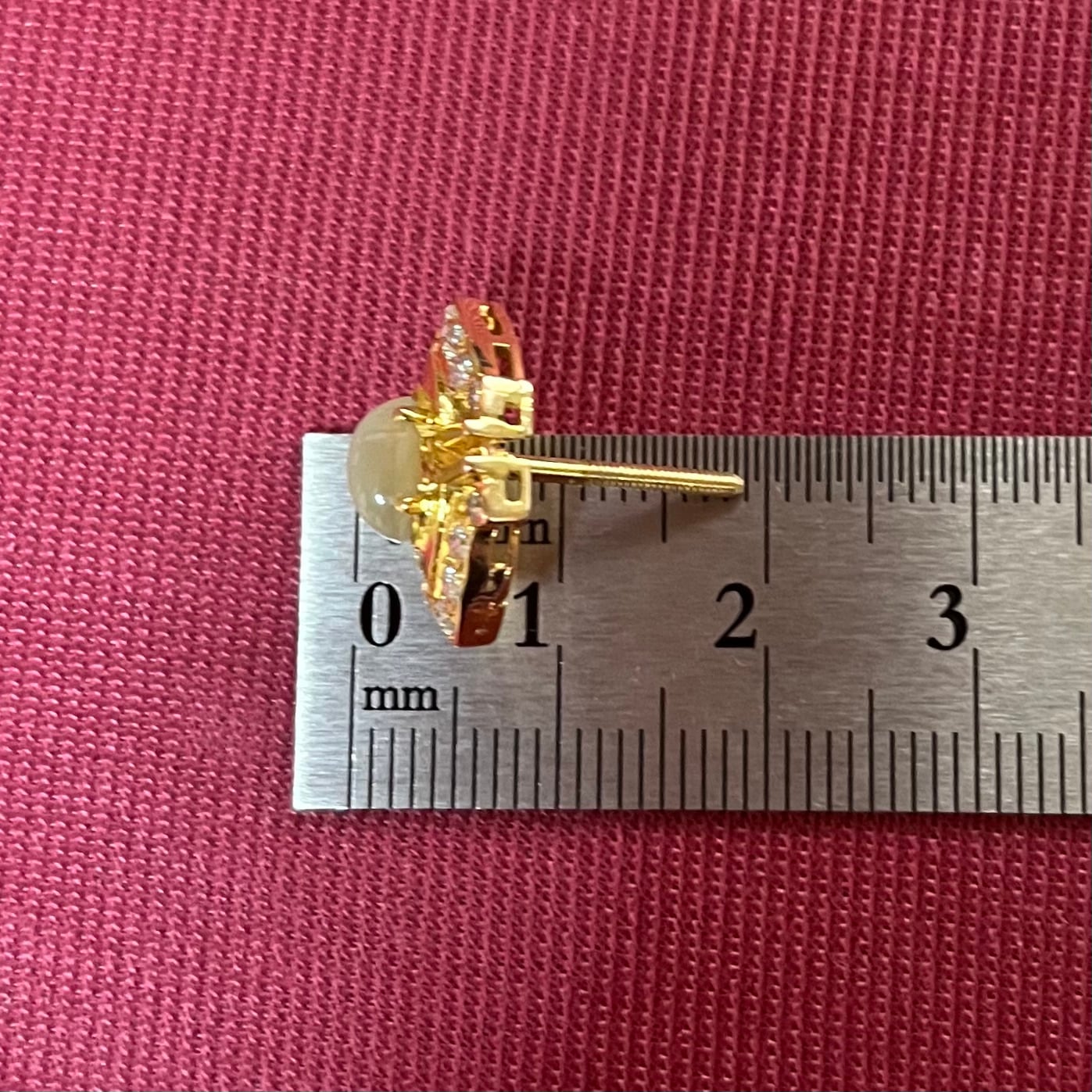 ヴィンテージ K14 クリソベリルキャッツアイ ダイヤモンド ピアス 〜エキゾチックな雰囲気が魅惑的〜 OKE00011