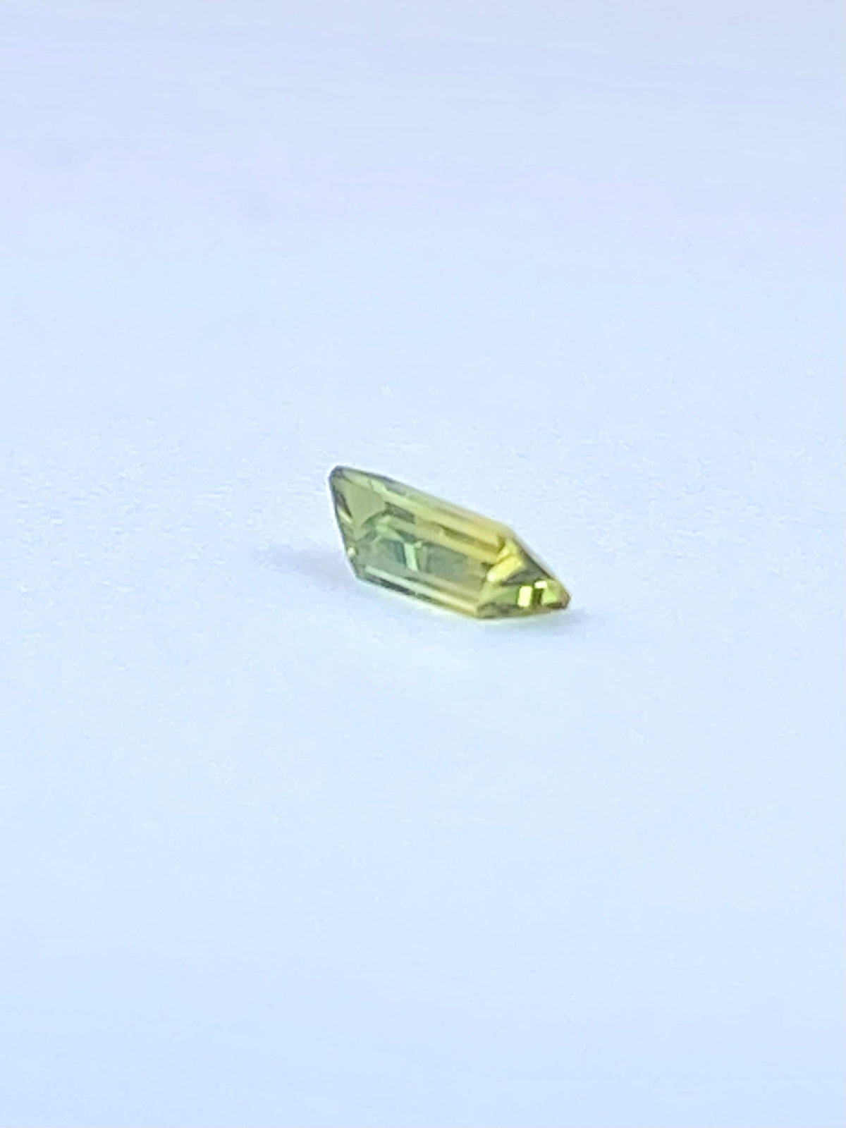 バイカラーサファイア 0.135ct ルース