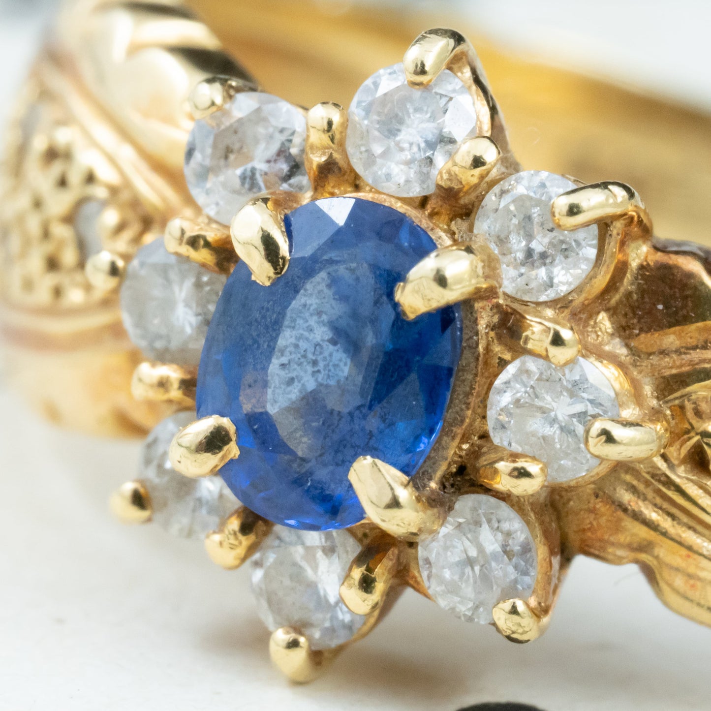 K18 サファイア0.40ct × ダイヤモンド0.43ct リング 〜気品あふれるブルーのきらめき〜OKR00155