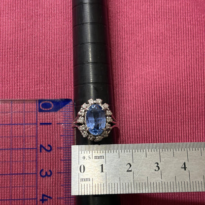 Pt900 昭和ザマスリング 非加熱ブルーサファイヤ 3.903ct ダイヤモンド0.35   〜遥か遠き氷の国のご令嬢リング〜OKR00249
