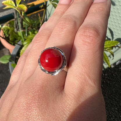 昭和レトロ 昭和ジュエリー ヴィンテージ デラックス デザイン 大粒 赤珊瑚 コーラル 12.1mm Pt900 〜花弁の様な透かし〜  OKR00074