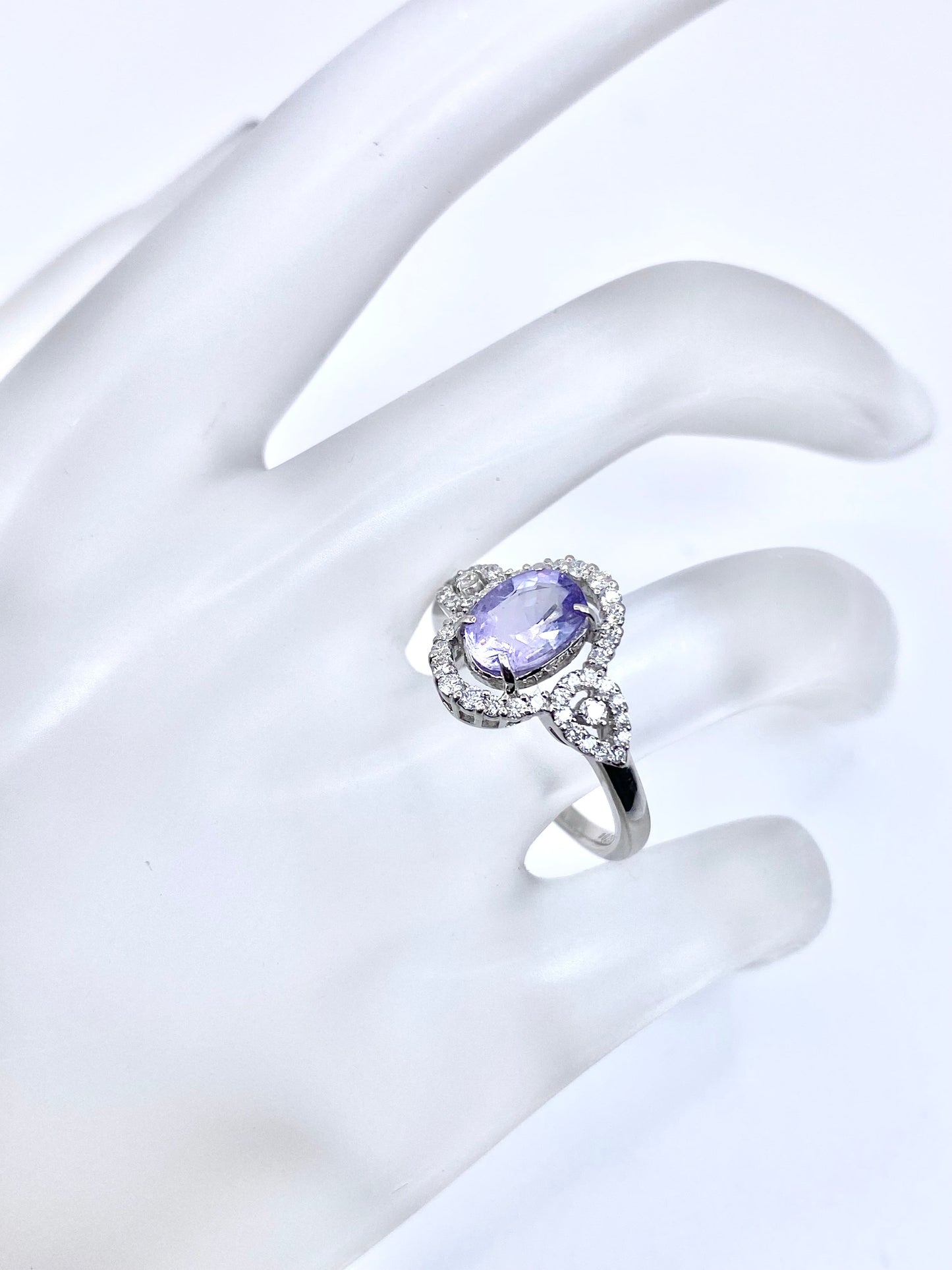 ハックマナイト 0.85ct / ダイヤモンド 計0.29ct Pt900 リング 13号【リフレッシュメント(新品仕上げ・補修・洗浄等済)】【3日以内返品可（※カード/キャリア決済の場合）】