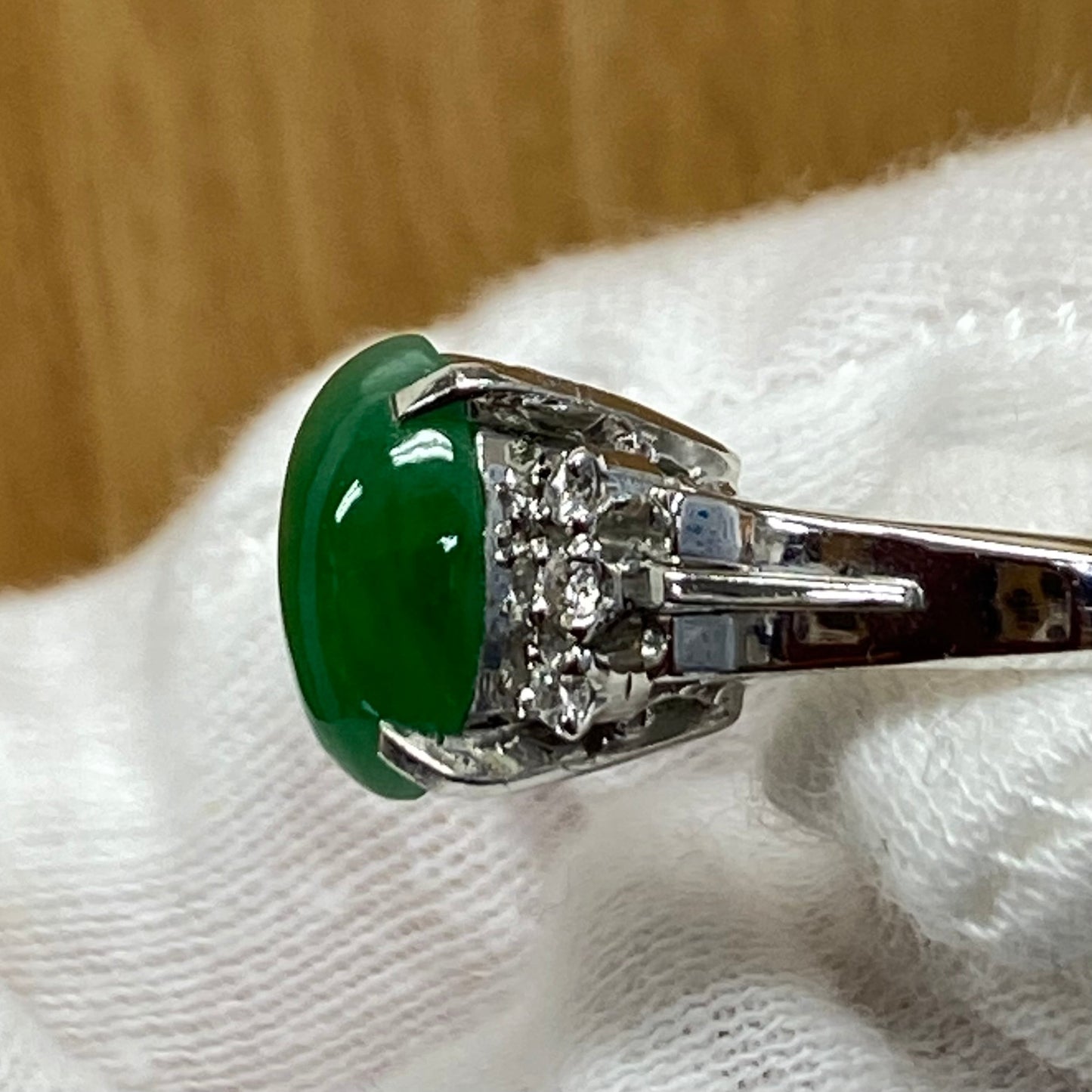 昭和ジュエリー 翡翠 ダイヤモンド リング Pt900 昭和レトロ ヴィンテージ 唐草透かし 腰高デザイン ヒスイ 指輪 プラチナ MOR00501