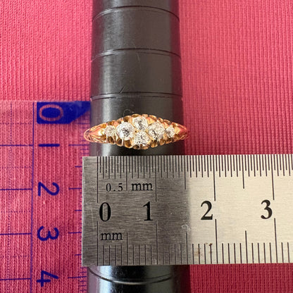 イギリス アンティークジュエリー K18 ロンドン1890年 オールドカット 5石 リング  ベルチャーセッティング 手彫り装飾 フローラルデザイン オールドヨーロピアンカットダイヤモンド DR00636 Daisy Ring