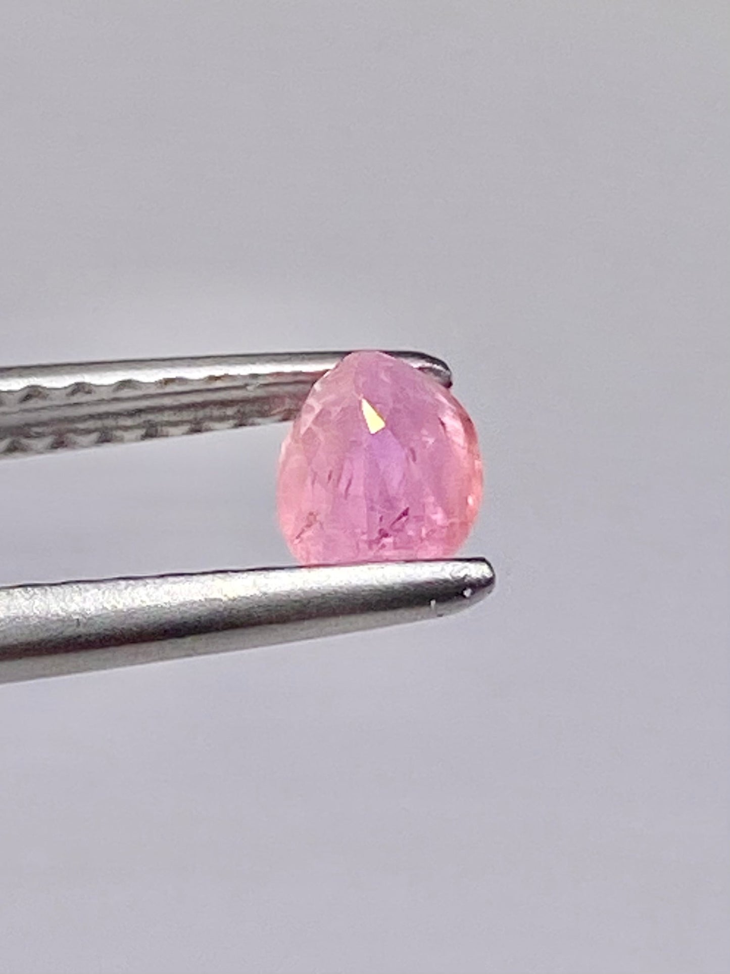 【希少石】ペッツォタイト 0.46ct ルース