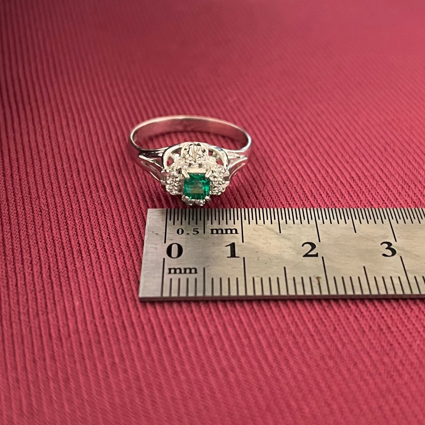 昭和ジュエリー エメラルド ダイヤモンド リング Pt200 0.25ct ヴィンテージ 昭和レトロ 指輪 プラチナ CHR01827