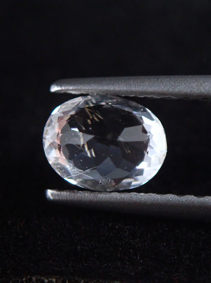 フェナカイト 0.52ct ルース オーバル 2枚目