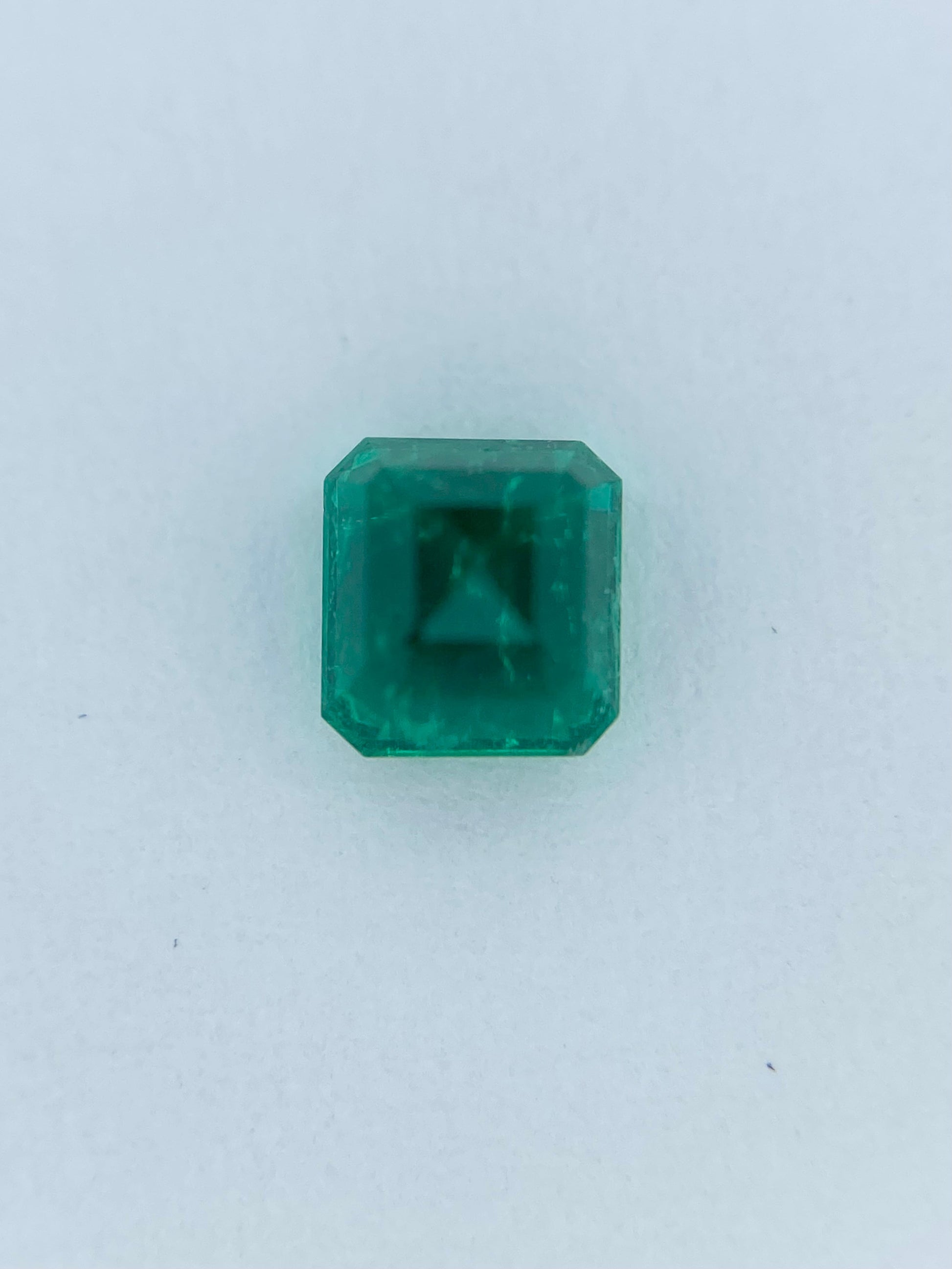 エメラルド 0.36ct ルース 4枚目