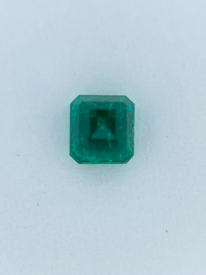 エメラルド 0.36ct ルース 4枚目