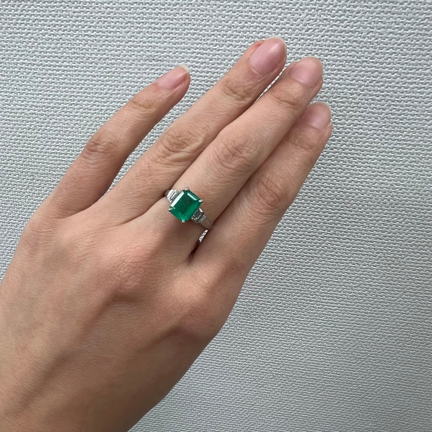 エメラルド ダイヤモンド リング 昭和レトロ スクエアフォルム バケットカット ヴィンテージ リング CHR02037