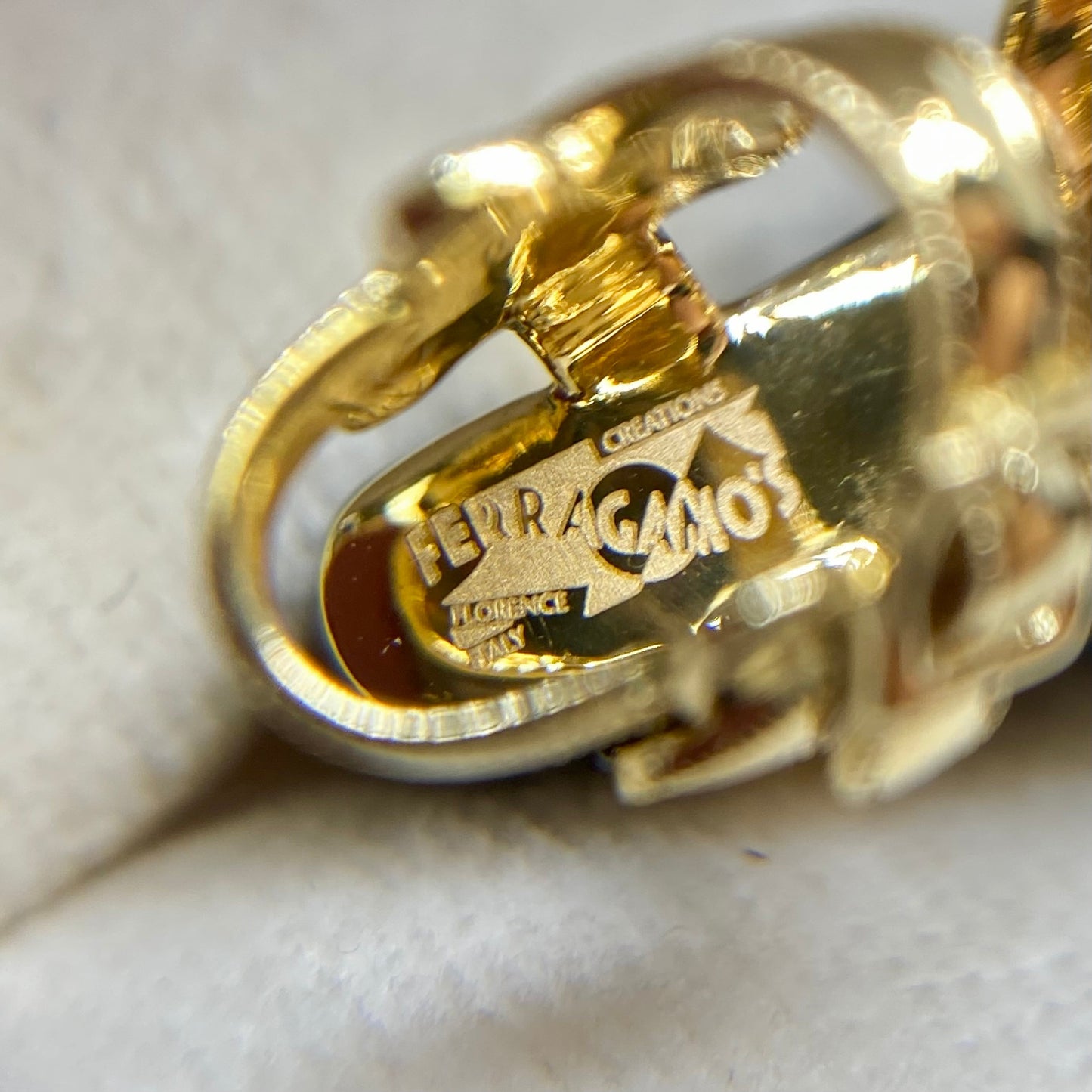 Vintage Salvatore Ferragamo Jewels Miniature Preziose Butterfly Necklace （サルヴァトーレ・フェラガモ ジュエルズ ミニチュア・プレツィオーゼ バタフライ ペンダントトップ K18 ヴィンテージ イエロー ゴールドジュエリー オニキス MOP00285