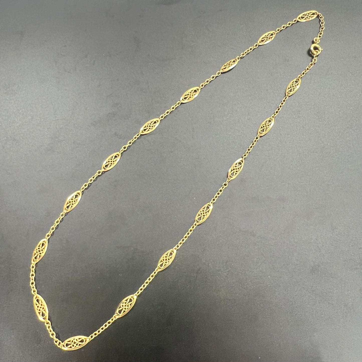 フランス アンティーク ジュエリー フィリグリー セミロング チェーン ネックレス K18 50.2cm 職人の手仕事光る美しき金細工 DRN00073　