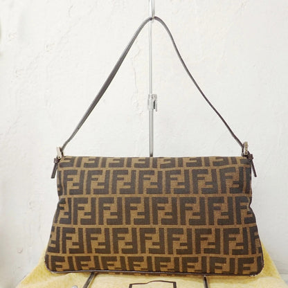 fendi-zucca-nylon-leather-mamma-baguet-3