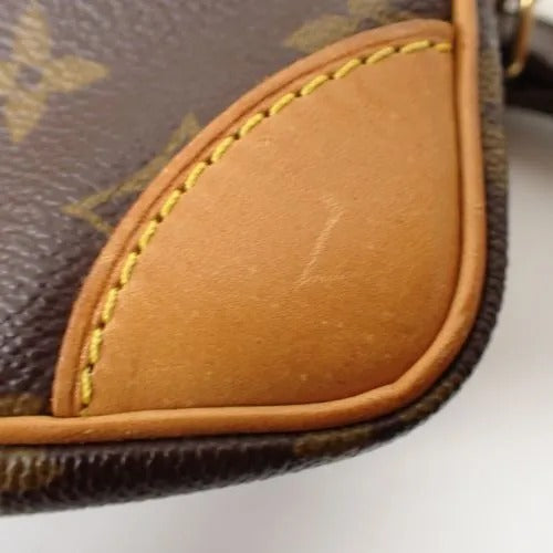 louis-vuitton-marly-dragonne-pm-clutch-bag-m51827-10
