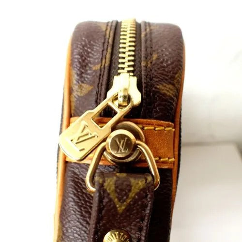 louis-vuitton-marly-dragonne-pm-clutch-bag-m51827-3