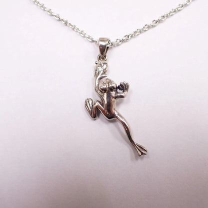 frog-motif-diamond-long-necklace-2