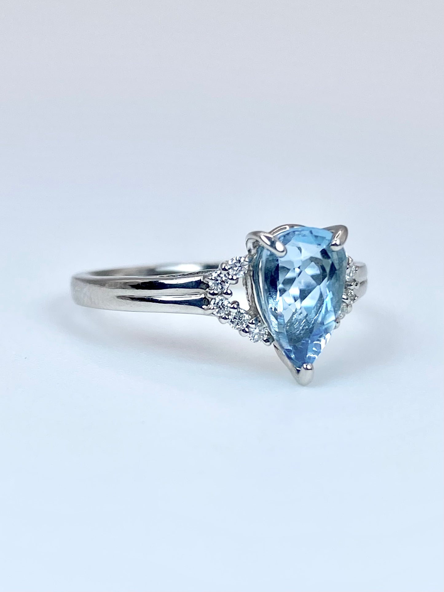 サンタマリア アクアマリン 1.23ct/ダイヤモンド 計0.08ct Pt900 リング 14号【リフレッシュメント(新品仕上げ・補修・洗浄等済)】【3日以内返品可（※カード/キャリア決済の場合）】