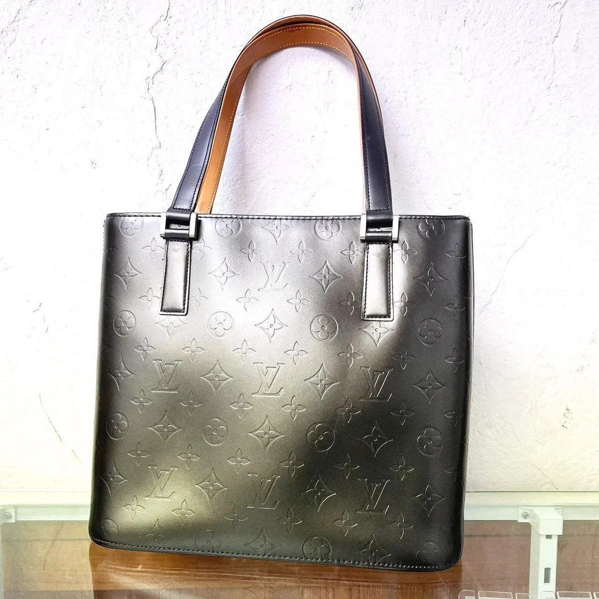 louis-vuitton-monogram-stockton-tote-bag-metallic-black-2