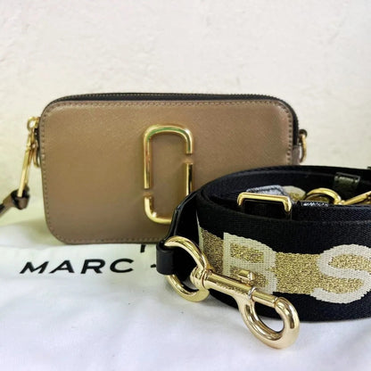 marc-jacobs-the-snapshot-camera-bag-2