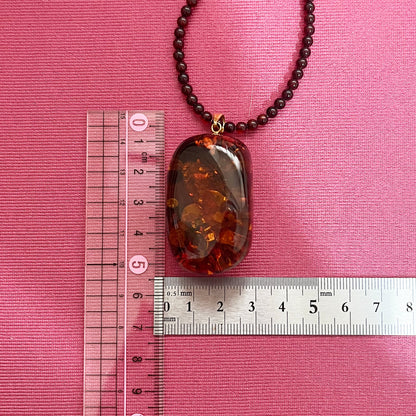 レア オール アンバー 琥珀 コハク ビーズ セミロング ネックレス トップ 大粒 H4×W2.5cm! K18 〜タイムカプセルの様な宝石の美しき作品〜 MOP00262