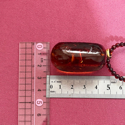 レア オール アンバー 琥珀 コハク ビーズ セミロング ネックレス トップ 大粒 H4×W2.5cm! K18 〜タイムカプセルの様な宝石の美しき作品〜 MOP00262