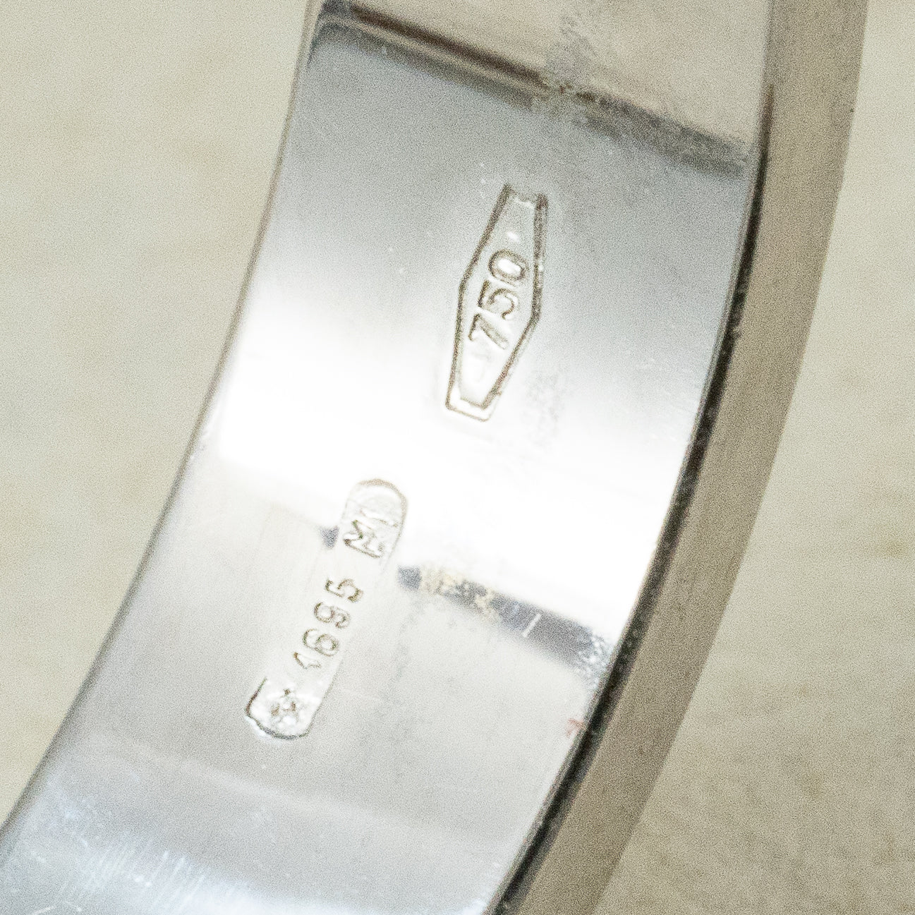 GUCCI ICON K18WG リング｜ダブルGのロゴが際立つミニマルなアイコニックデザイン MOR00671