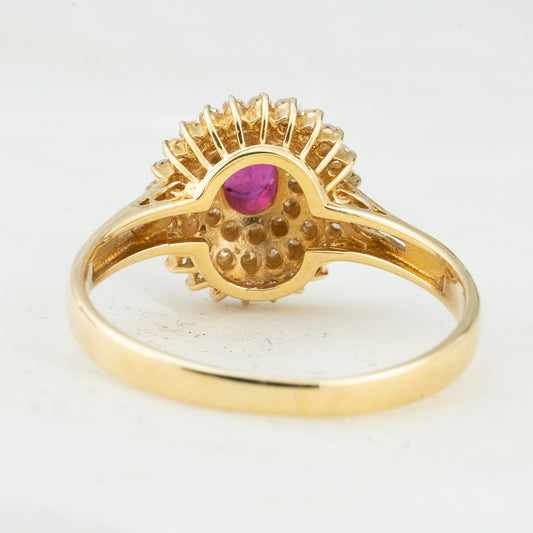 K18 ルビー0.20ct ダイヤモンド0.30ct リング｜二重のハローが囲むクラシックなクラスターデザイン MOR00709