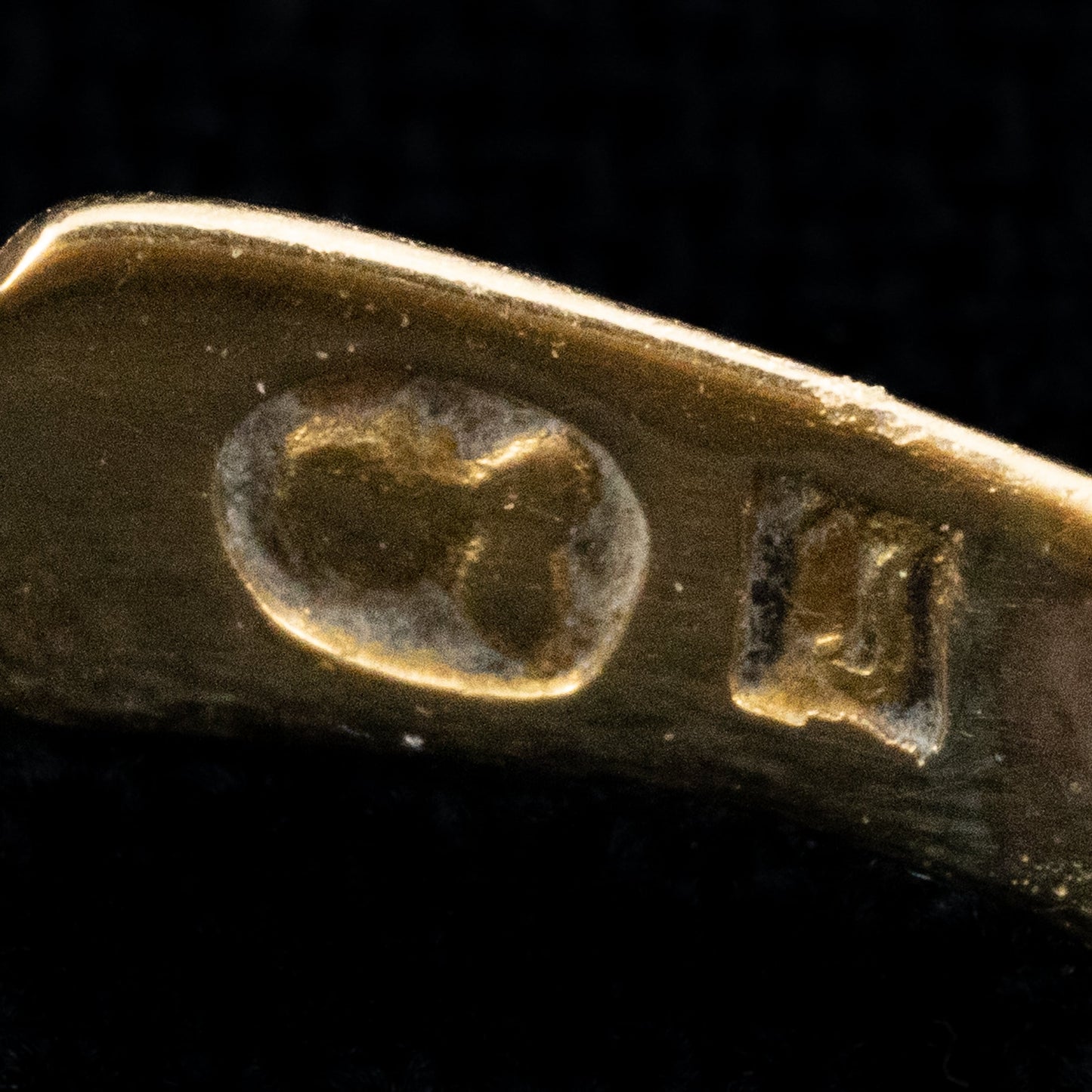 アンティークジュエリー イギリス アンティーク バーミンガム 1832 1834 彫刻有り 勿忘草 K18 パール モーニングジュエリー リング 指輪 〜メッセージと共に引き継がれる想い〜DR00658