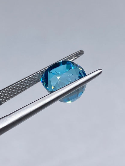 ブルージルコン 7.26ct ルース 3枚目