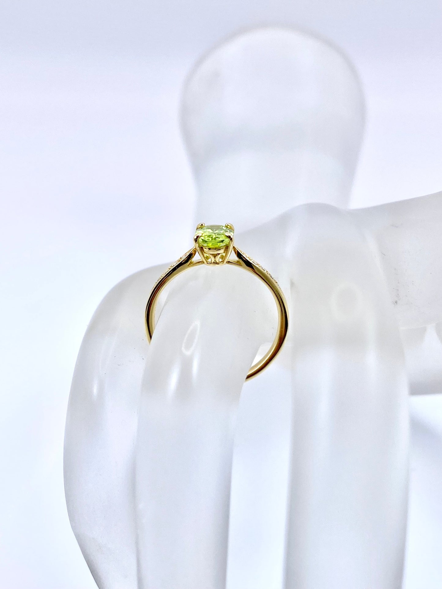ペリドット 0.74ct / ダイヤモンド 計0.08ct K18 リング 11号【リフレッシュメント(新品仕上げ・補修・洗浄等済)】【3日以内返品可（※カード/キャリア決済の場合）】