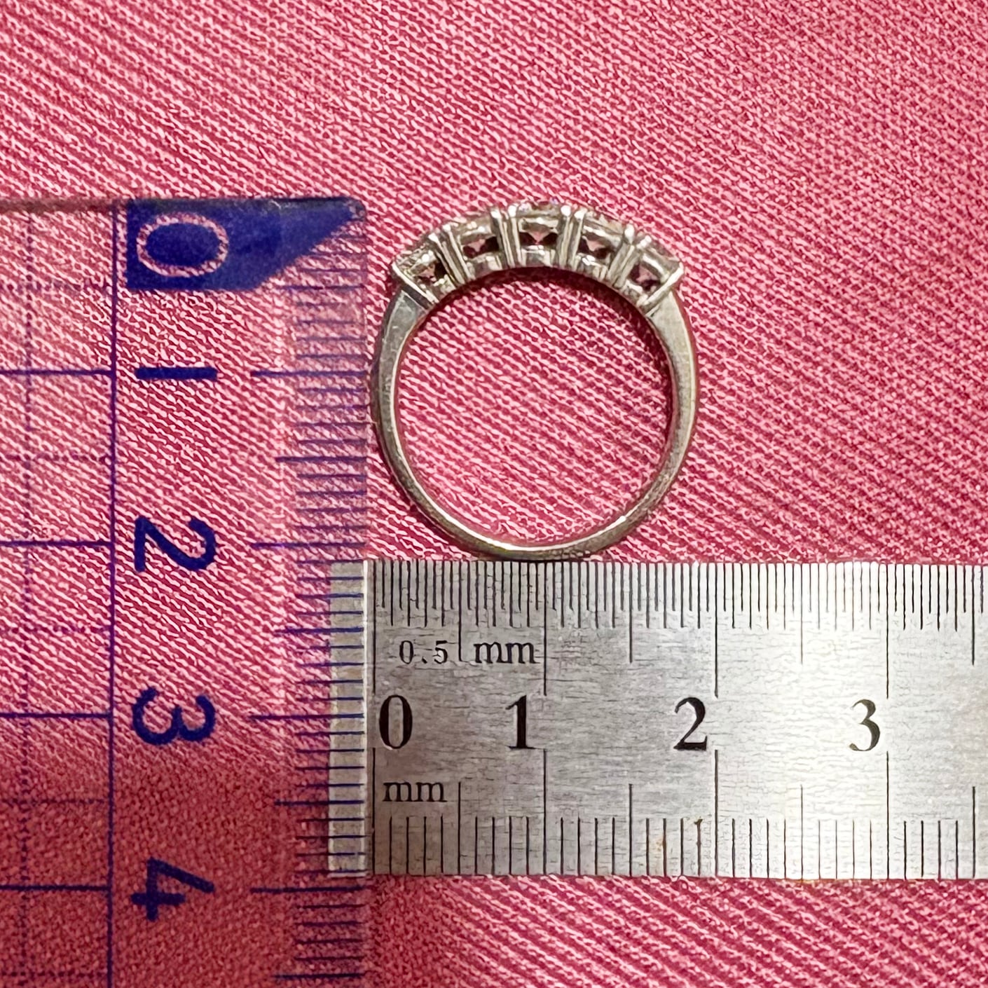 昭和レトロ ダイヤモンド リング 一文字 デザイン ヴィンテージ  Pt900 ５石 1.06ct MR00761