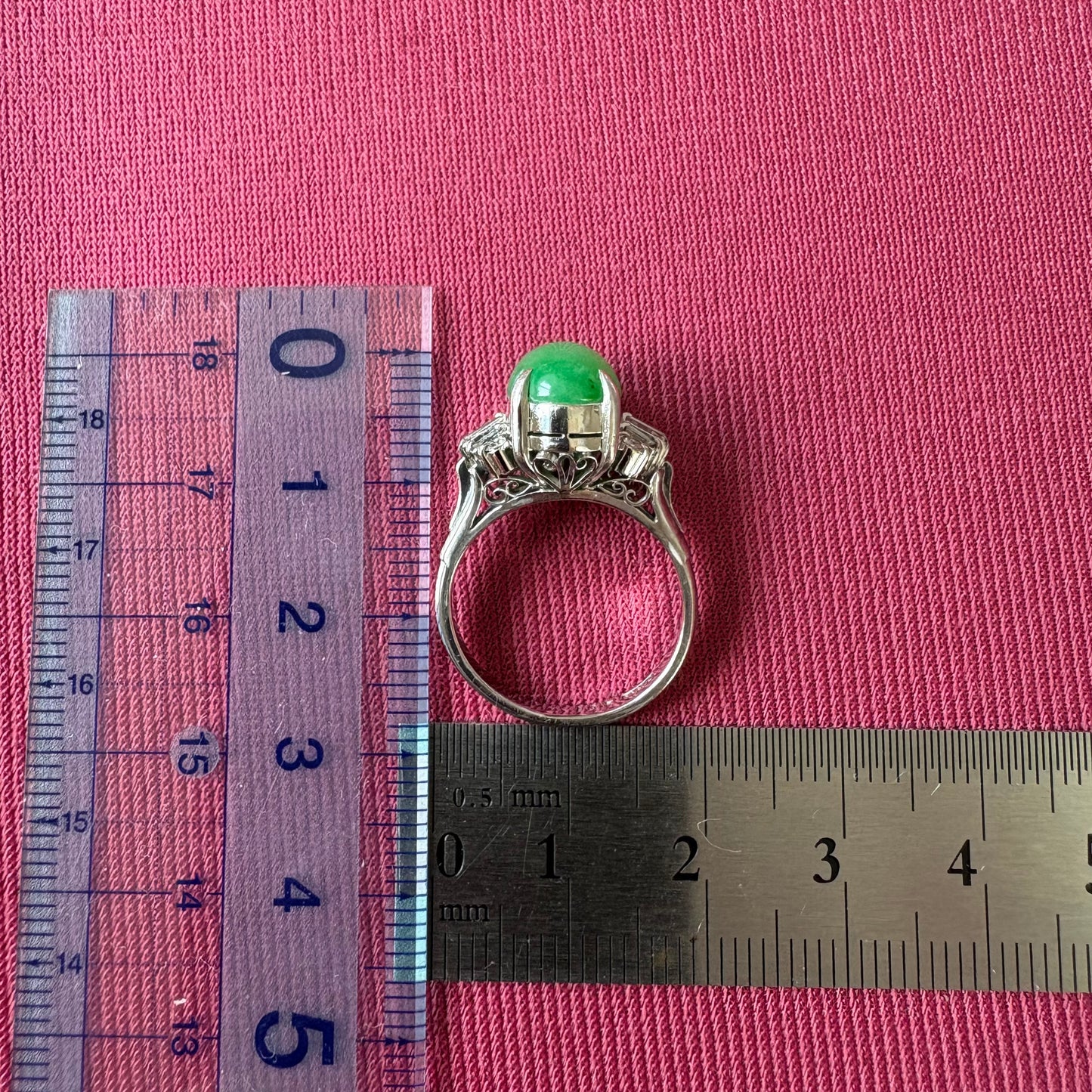 Pm900 翡翠4ct ダイヤモンドリング  昭和レトロ ヴィンテージリング / ヒスイ カボションリング MR00825