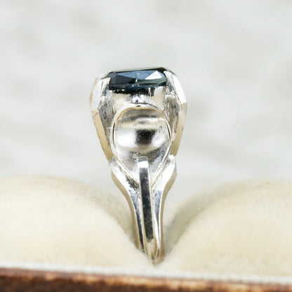 昭和ジュエリー サファイアリング 0.52ct K14WG 昭和レトロ 和デコ ヴィンテージ 指輪 青石 クールデザイン MOR00619