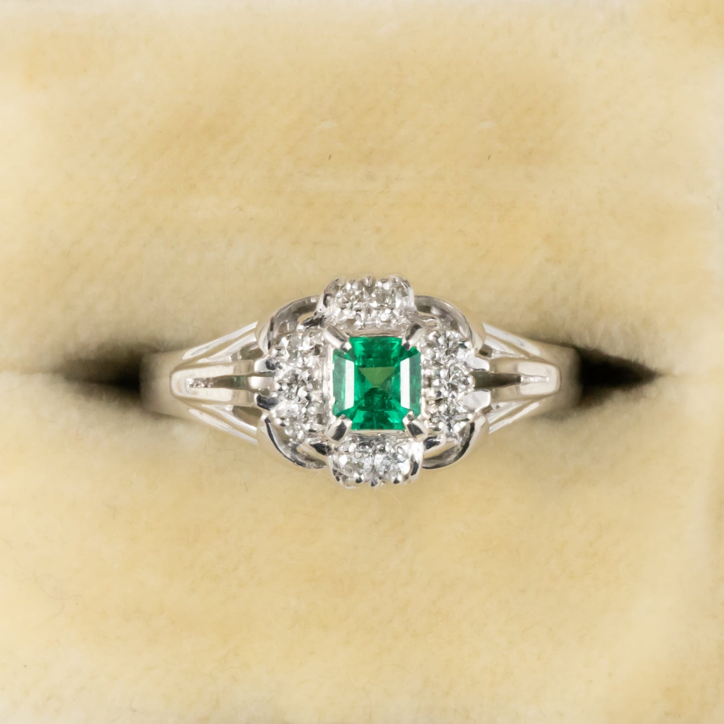 昭和ジュエリー エメラルド ダイヤモンド リング Pt200 0.25ct ヴィンテージ 昭和レトロ 指輪 プラチナ CHR01827
