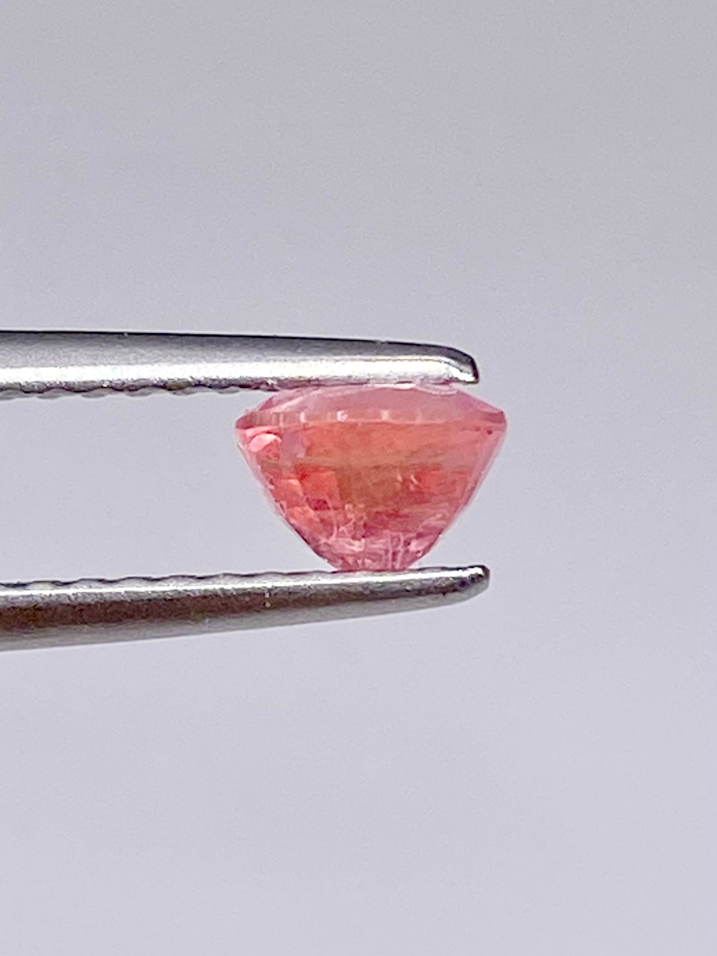 【希少石】ペッツォタイト 0.46ct ルース