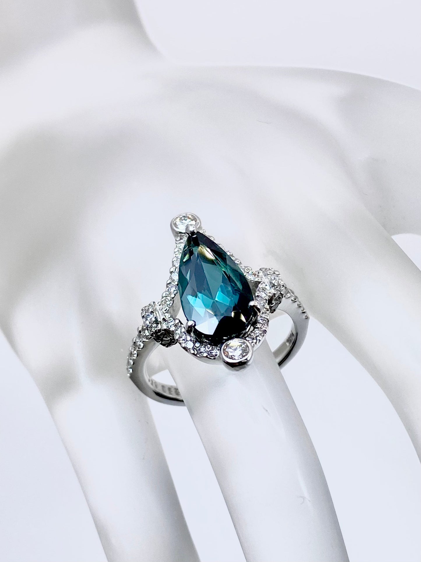 トルマリン 2.98ct / ダイヤモンド 計0.51ct Pt950リング 12号【リフレッシュメント(新品仕上げ・補修・洗浄等済)】【3日以内返品可（※カード/キャリア決済の場合）】