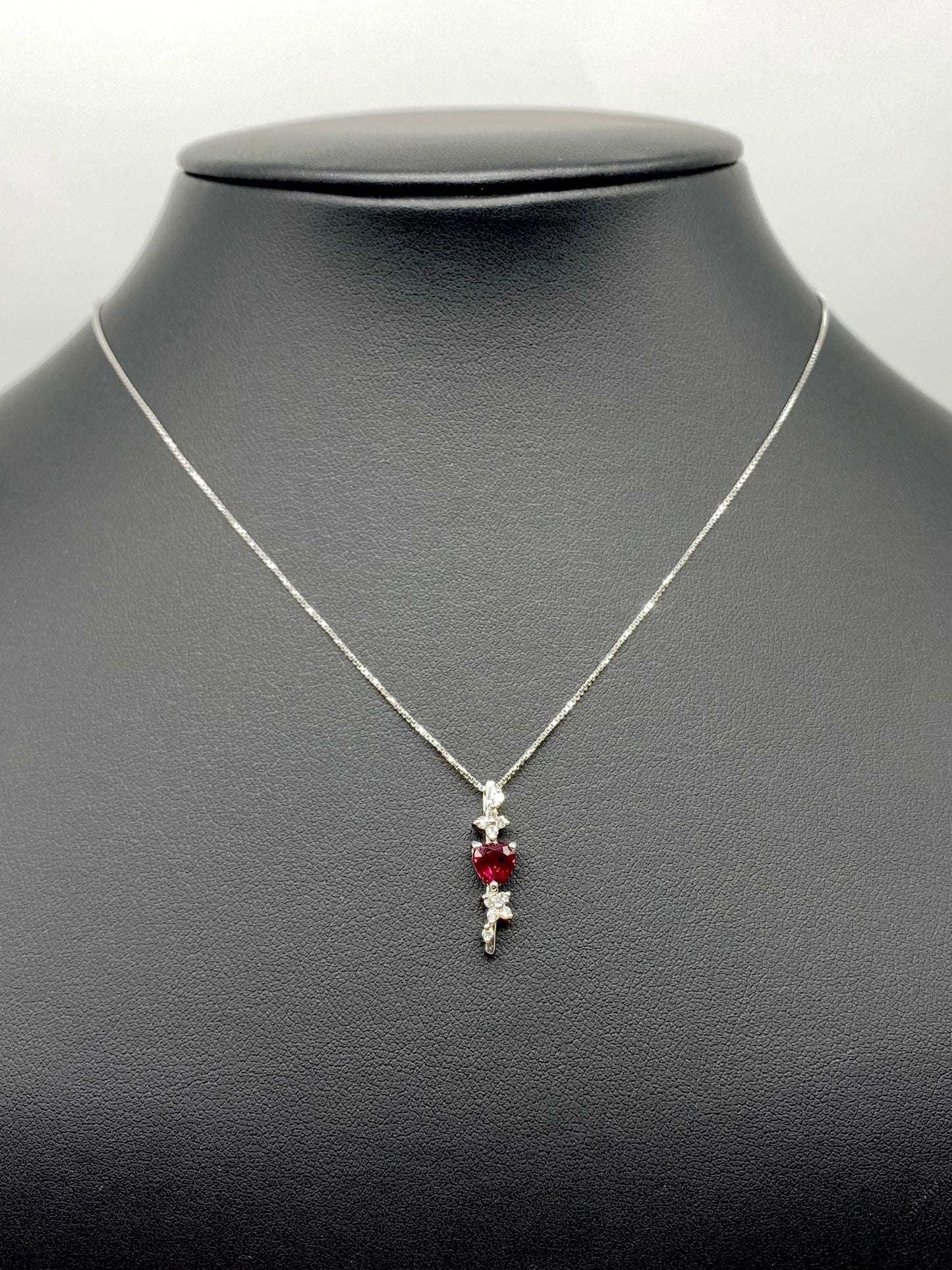 ルビー 0.79ct/ダイヤモンド 計0.13ct Pt900/K18WG ネックレスリフレッシュメント新品仕上げ・補修・洗浄等済3日以内返品可※カード/キャリア決済の場合 5枚目