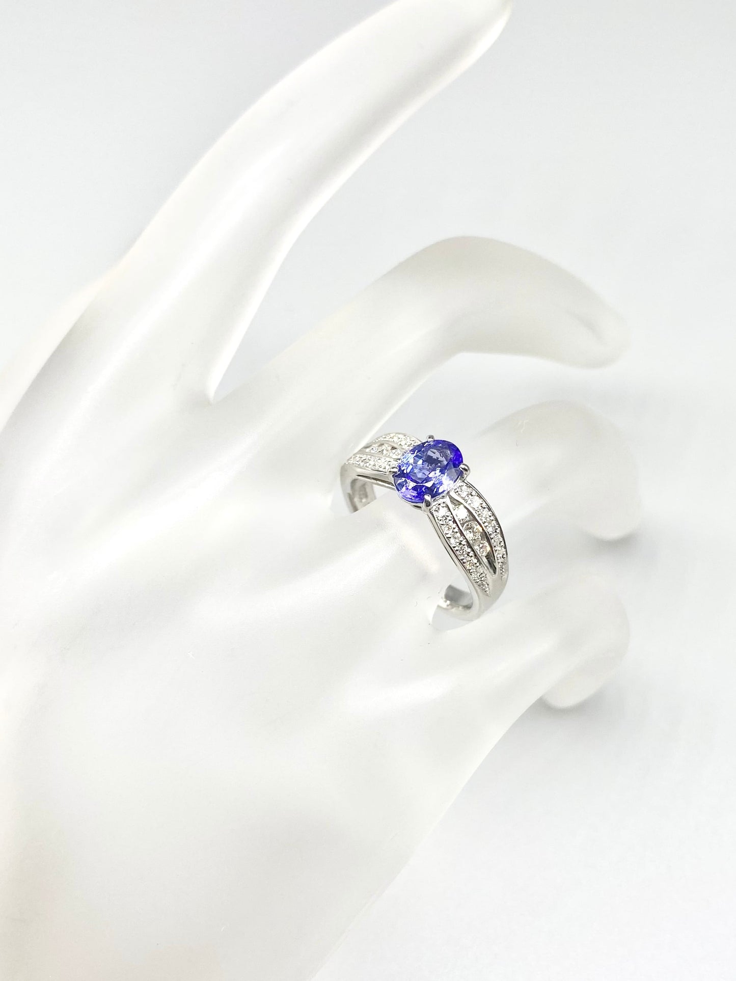 タンザナイト 0.84ct / ダイヤモンド 計0.27ct Pt950 リング 11.5号リフレッシュメント新品仕上げ・補修・洗浄等済3日以内返品可※カード/キャリア決済の場合動画リンク　Twitt 4枚目