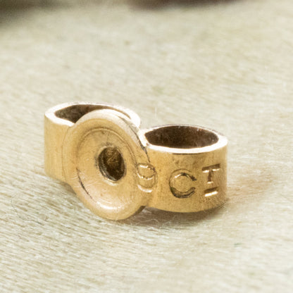 アンティークジュエリー アンティークピアスK10/チャームメタル 英バーミンガム 1891 合成石/アメシスト K9（キャッチ）〜クラシカルな華やかさを耳元に♪〜 DE00040